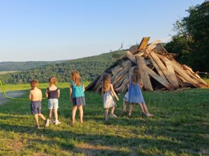 Sonnwendfeier 2026 – Ein Abend, der lange nachleuchtet 🔥☀️ whatsapp image 2026 06 20 at 00.45.04